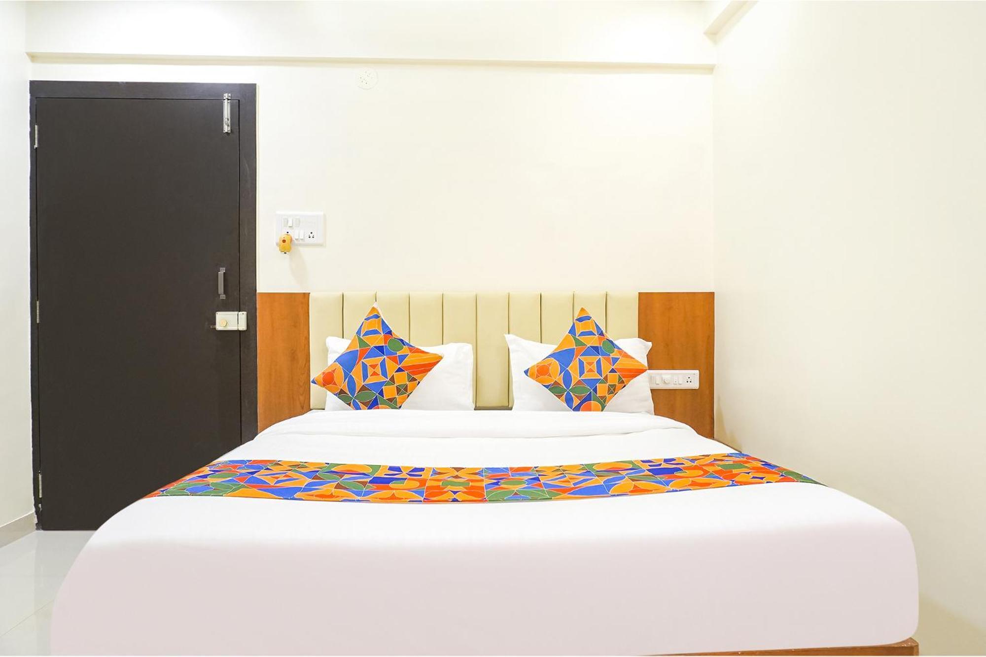 Fabhotel Majestic Luxurious - Nr Rajaram Bhiku Pathare Stadium Пуне Екстер'єр фото