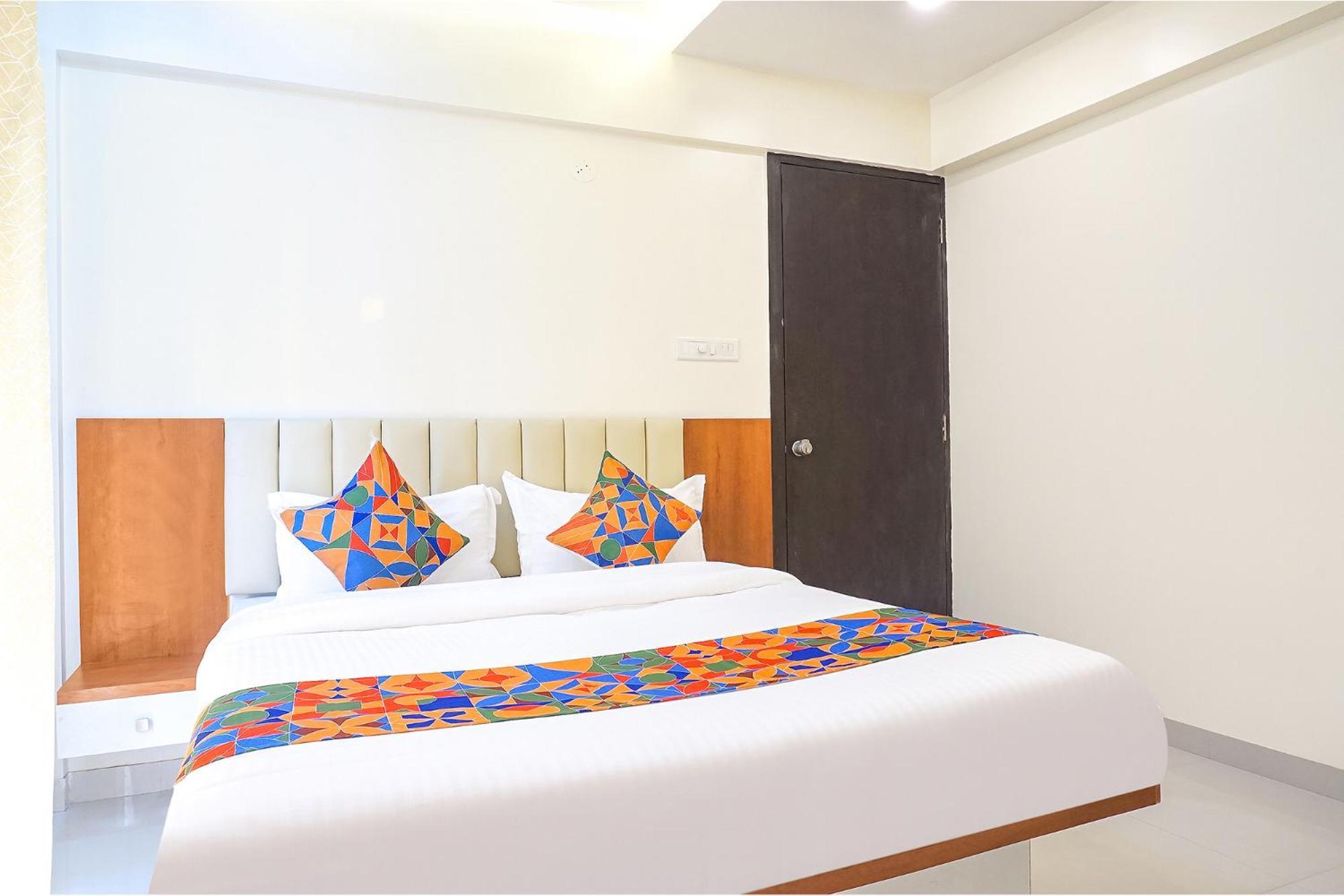 Fabhotel Majestic Luxurious - Nr Rajaram Bhiku Pathare Stadium Пуне Екстер'єр фото